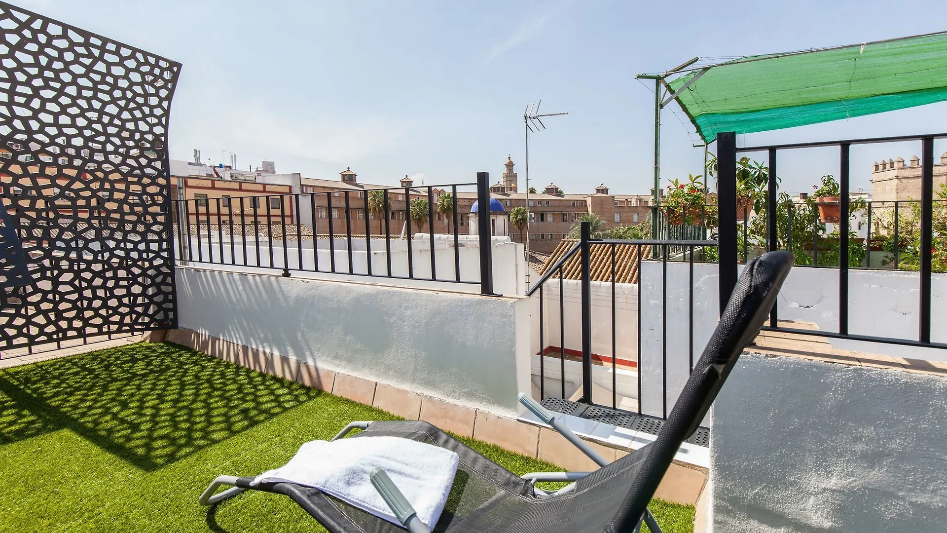 Green - Apartments Torre Del Oro B セビリア